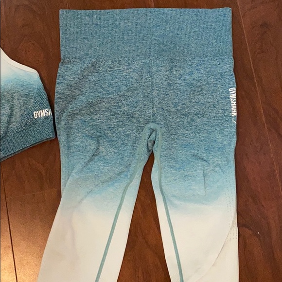 Matching GymShark Sports Bra and Leggings - Picture 3 of 3